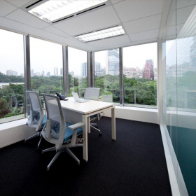 Executive offices to let in Hong Kong. Click for details.